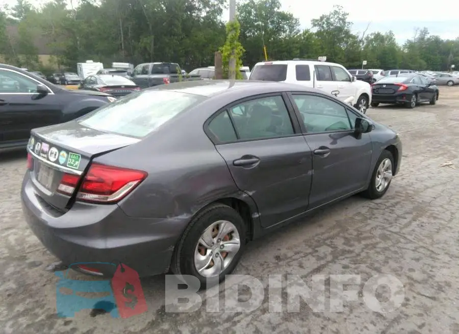 19XFB2F55FE230426 Photo# 4