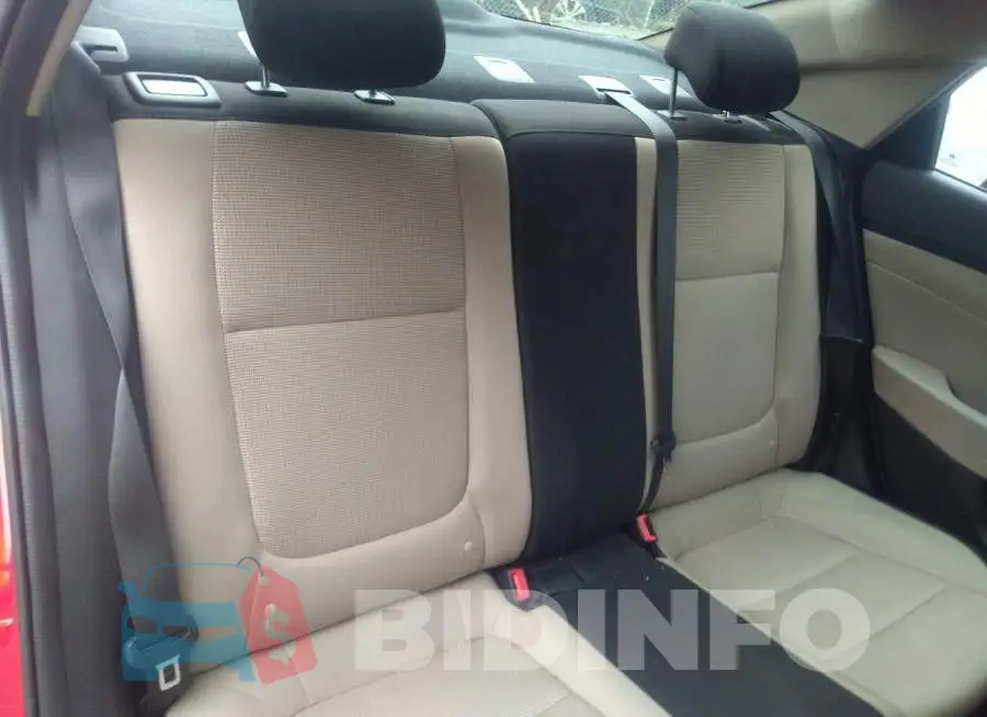 3KPC24A62NE166097 Photo# 8