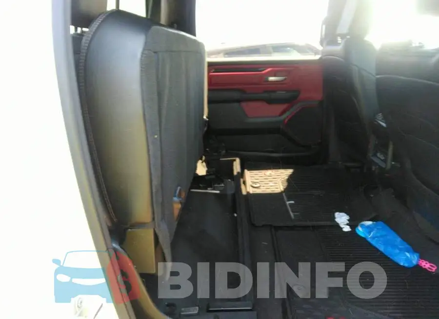 1C6SRFLT1LN374252 Photo# 8
