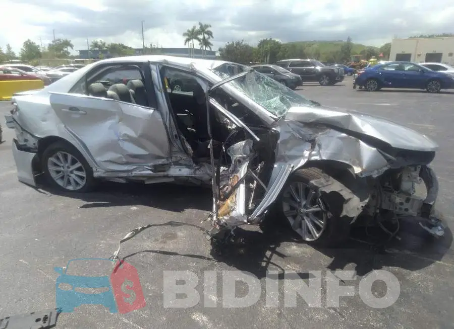 4T4BF1FK8DR279011 Photo# 1