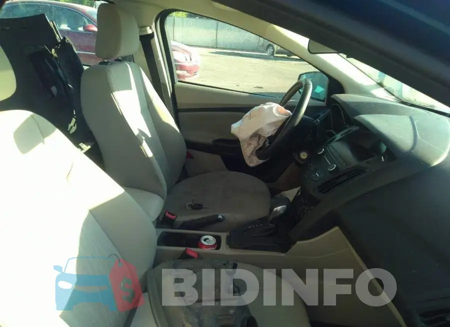 1FADP3FE2JL331203 Photo# 5