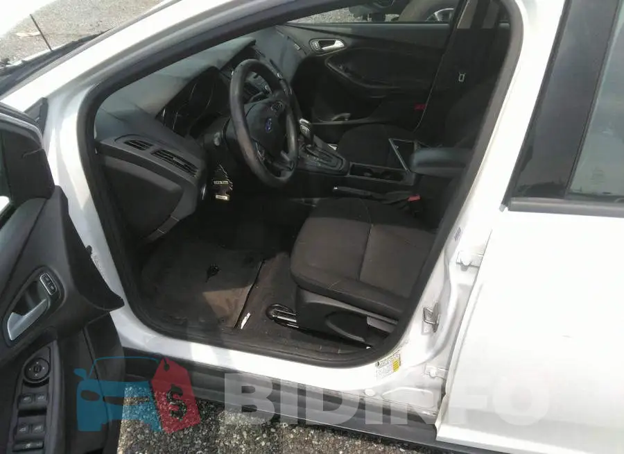 1FADP3K2XFL288992 Photo# 5