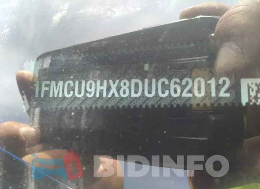 1FMCU9HX8DUC62012 Photo# 9