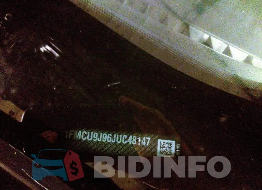 1FMCU9J96JUC48147 Photo# 9