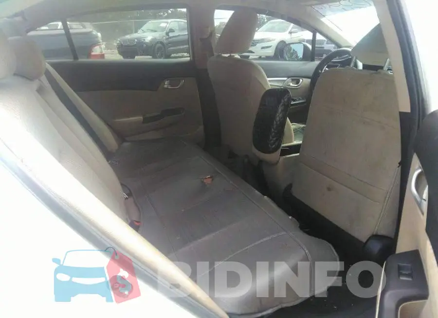19XFB2F89FE003217 Photo# 8