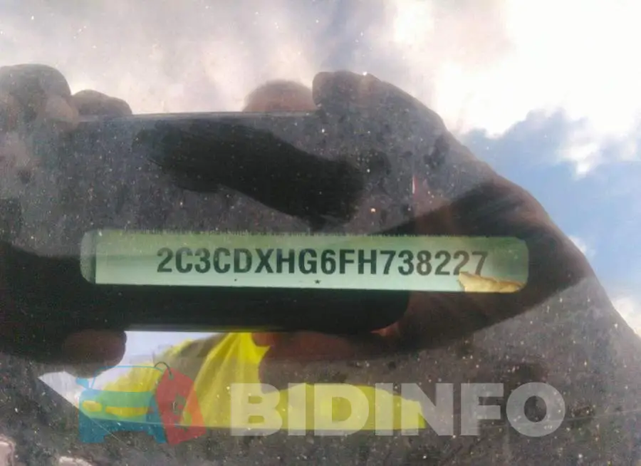 2C3CDXHG6FH738227 Photo# 9