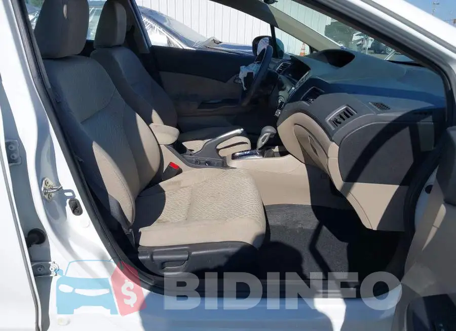 19XFB2F50EE218988 Photo# 5