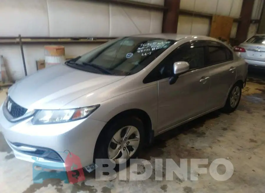 19XFB2F56EE070863 Photo# 2
