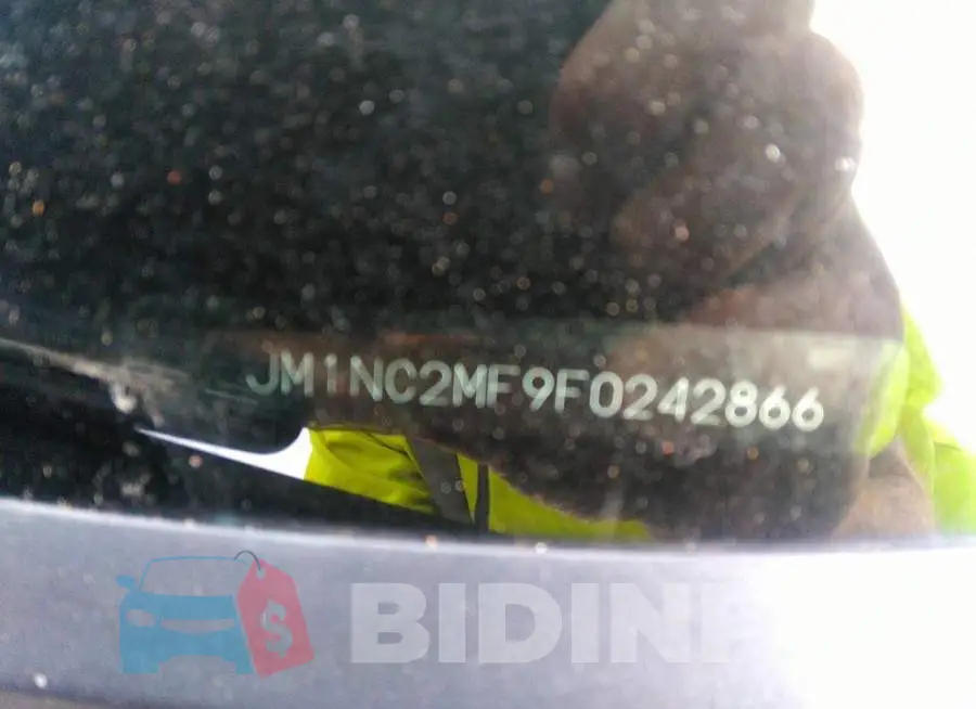 JM1NC2MF9F0242866 Photo# 9