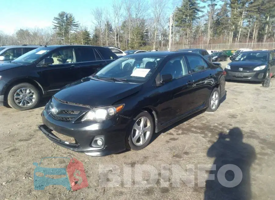 2T1BU4EE3DC115941 Photo# 2