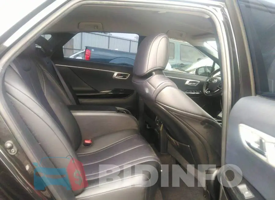 JTDBVRBD6JA005228 Photo# 8