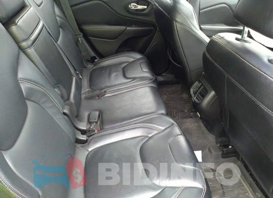 1C4PJLDB0EW181176 Photo# 8