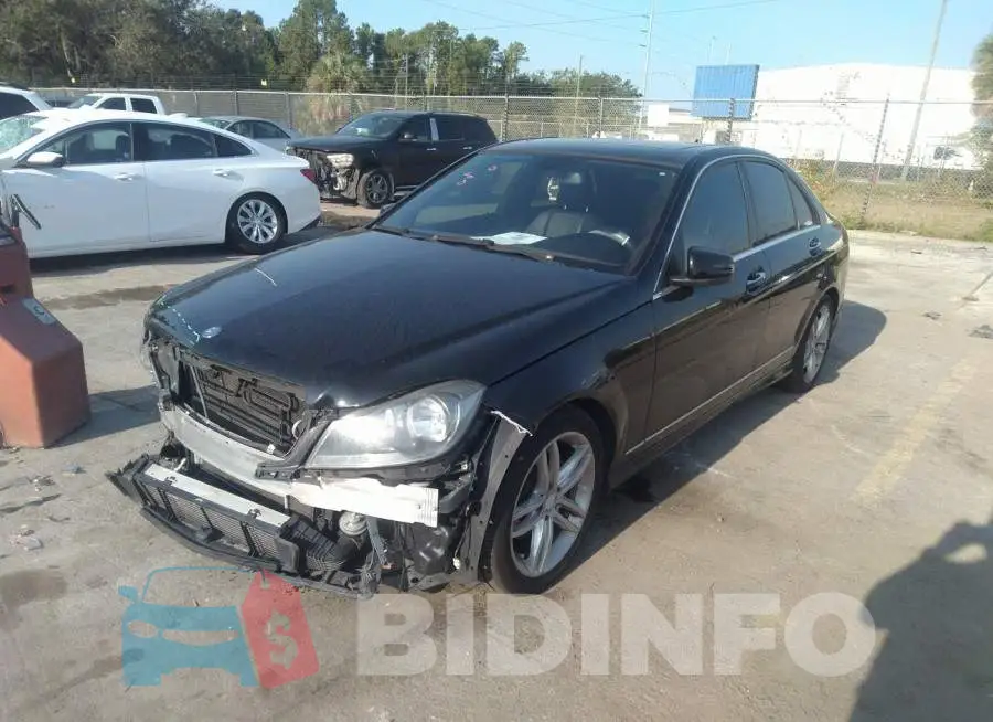 WDDGF4HB9DR241671 Photo# 2