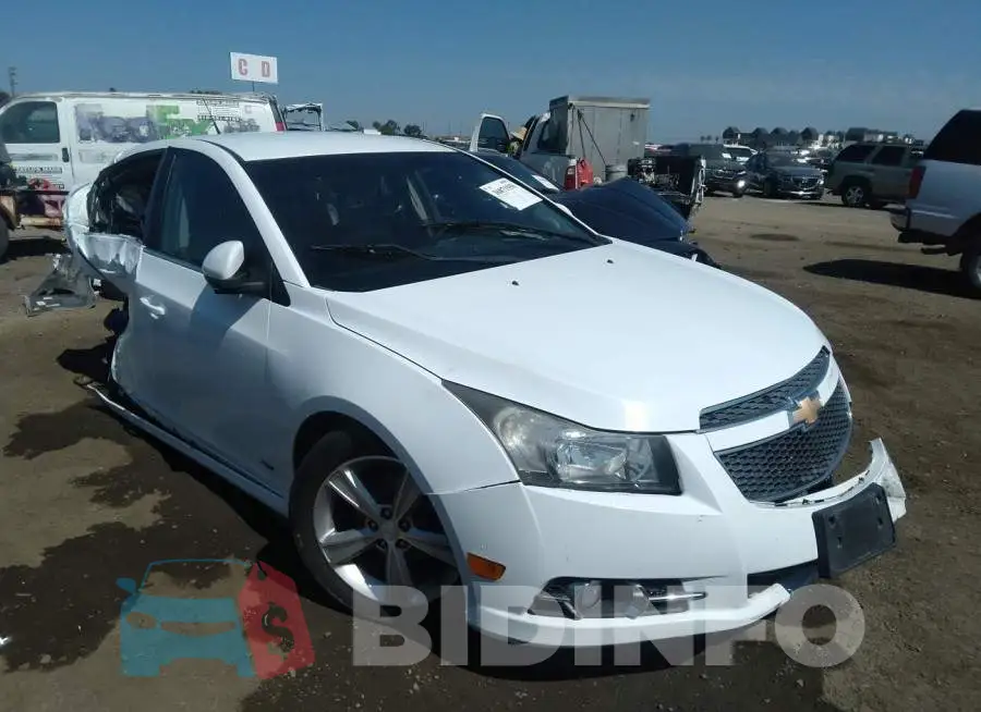 1G1PE5SB3D7133255 Photo# 1