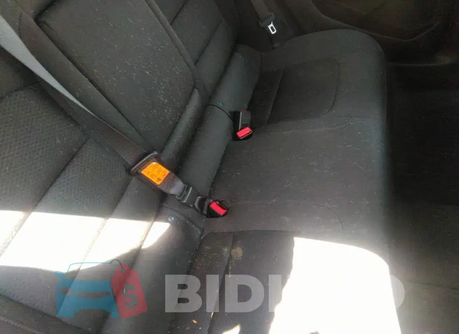 1G1ZB5ST5JF110040 Photo# 8