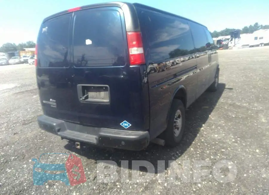 1GCZGUCB0E1201633 Photo# 4