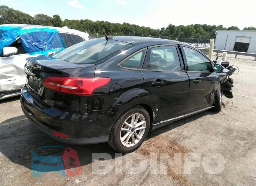 1FADP3F20GL278824 Photo# 4