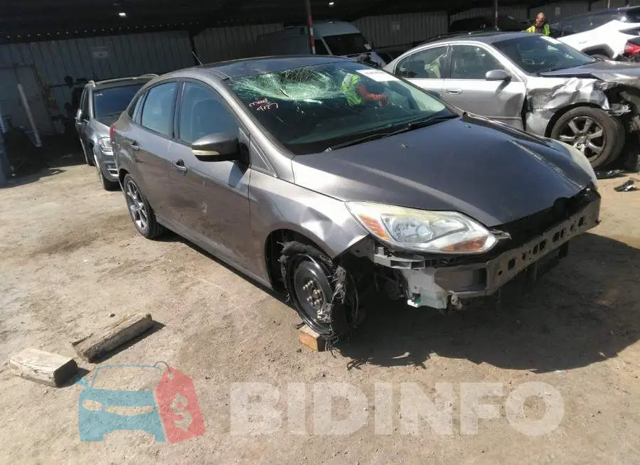 1FADP3F27EL248247 Photo# 1