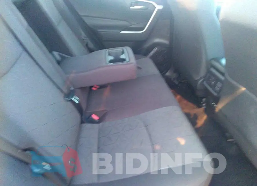 2T3P1RFV5MW227947 Photo# 8