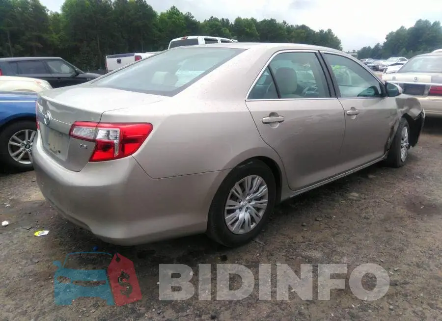 4T4BF1FK7DR329803 Photo# 4