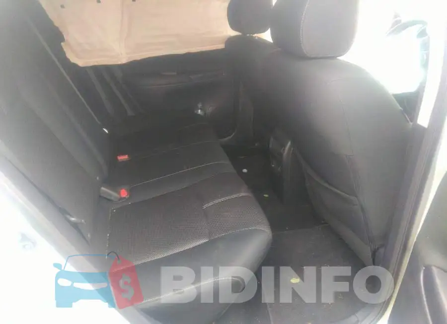 3N1AB7AP0JY336874 Photo# 8