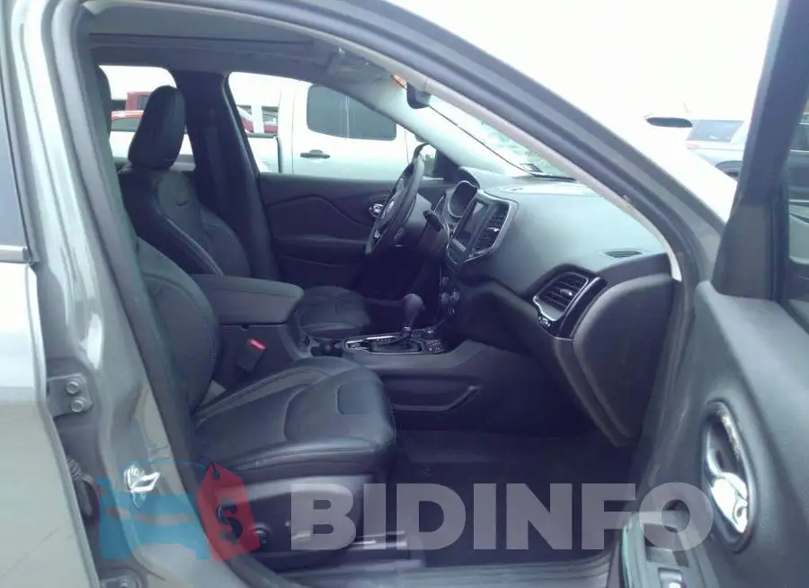 1C4PJMMB5PD102783 Photo# 5