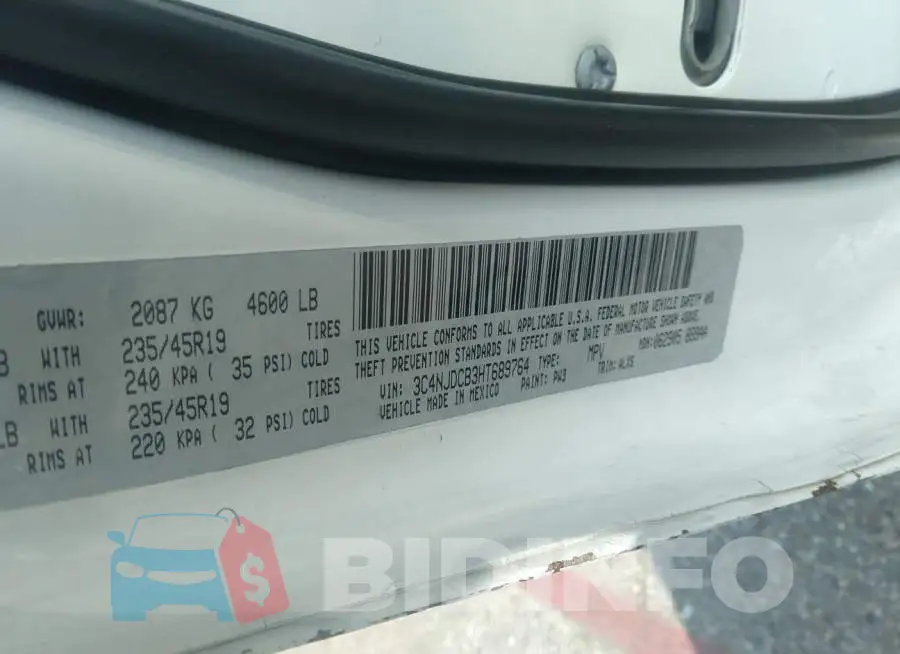 3C4NJDCB3HT689764 Photo# 9