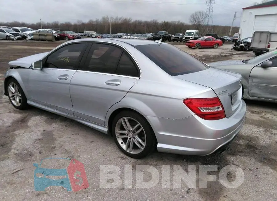 WDDGF4HB4DR282581 Photo# 3