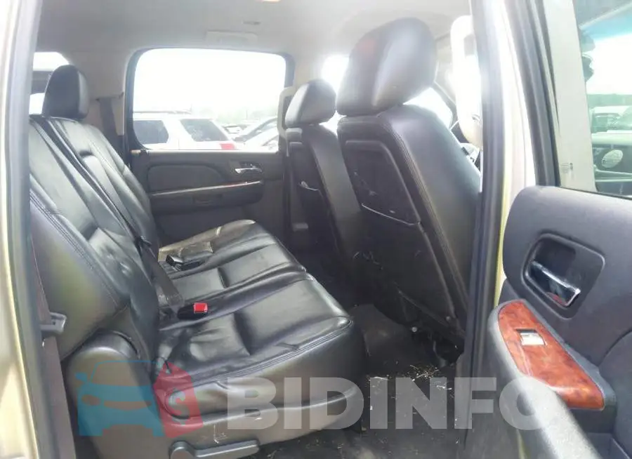 1GNSKKE78DR218152 Photo# 8