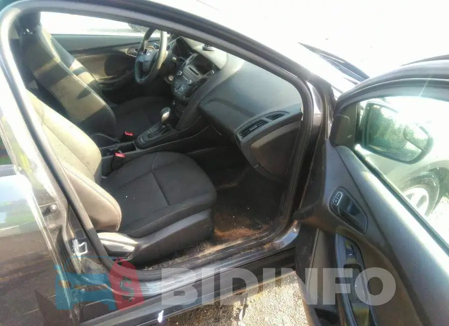 1FADP3E22HL339058 Photo# 5