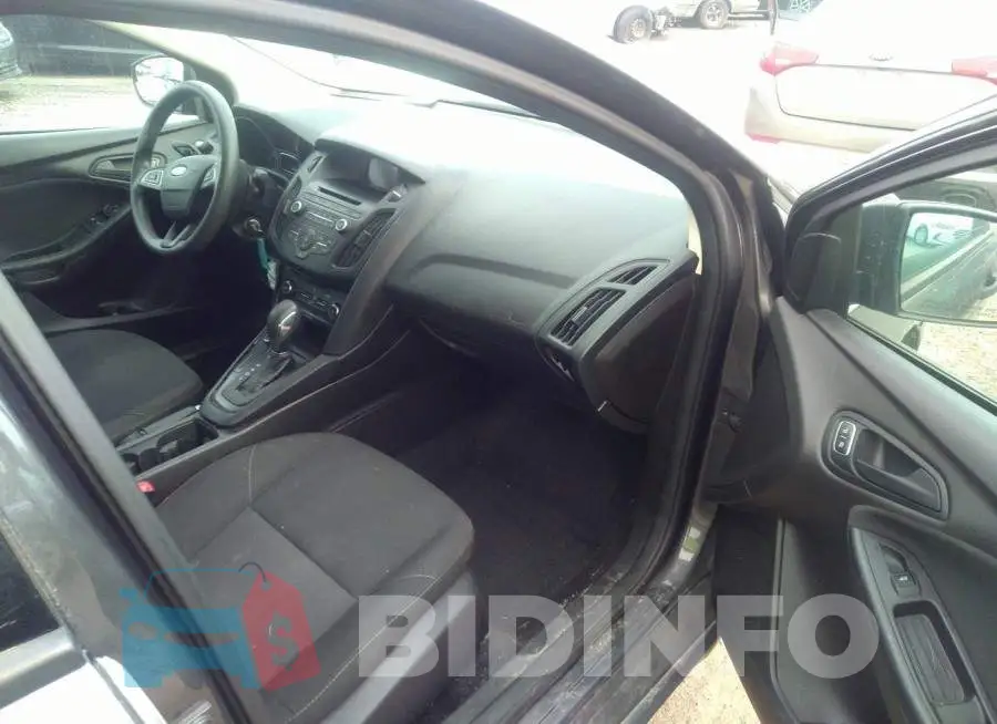 1FADP3E28GL243224 Photo# 5