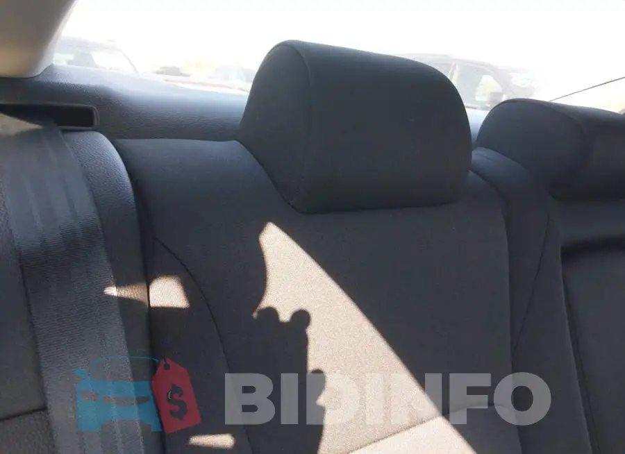 2HGFE1F77NH329711 Photo# 8