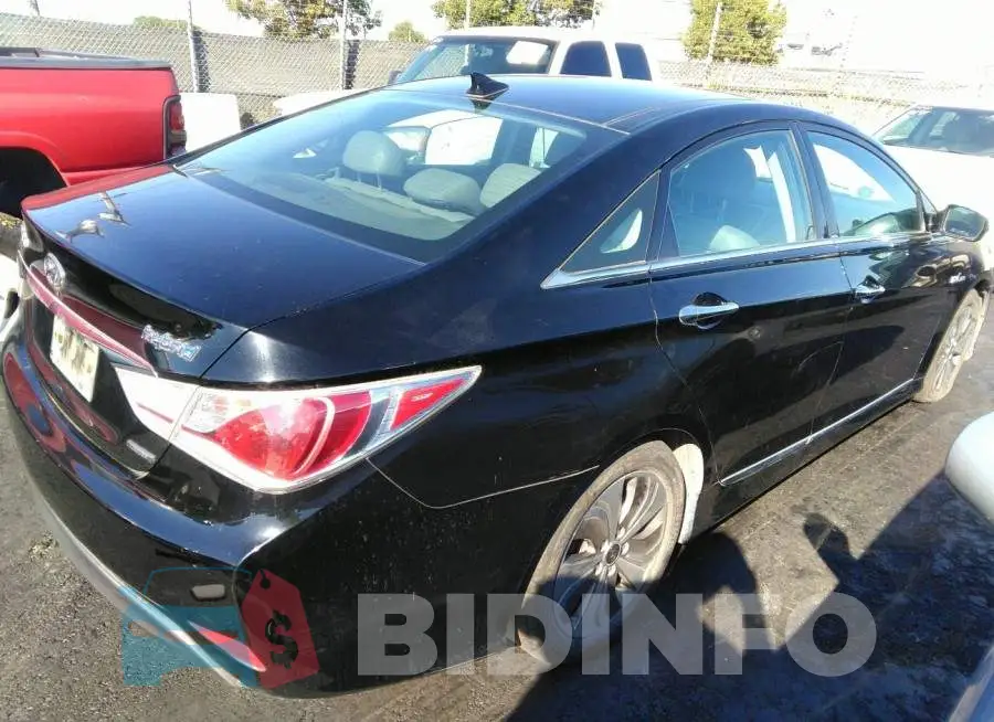 KMHEC4A41FA125772 Photo# 4