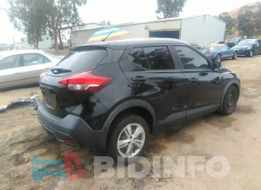 3N1CP5CU2JL517568 Photo# 4