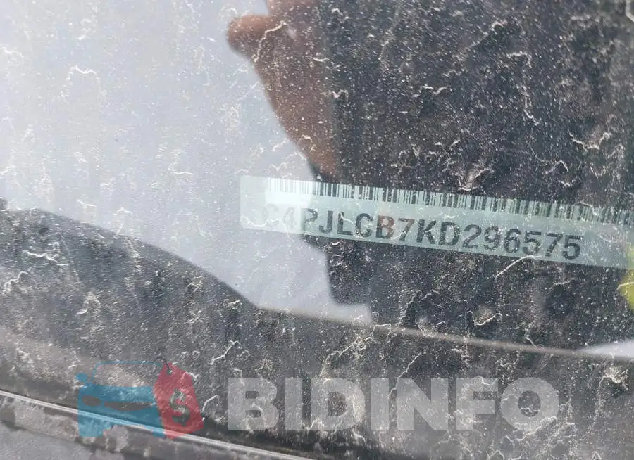 1C4PJLCB7KD296575 Photo# 9