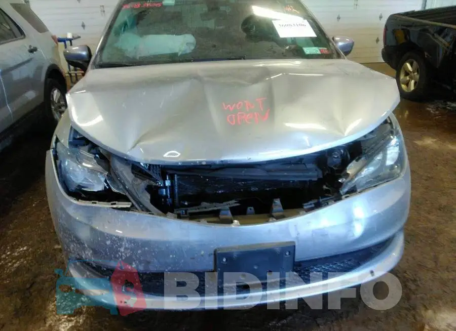 2C4RC1CG5MR517304 Photo# 6