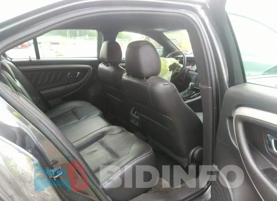 1FAHP2E80FG145523 Photo# 8