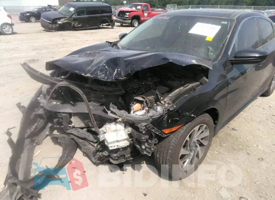 19XFC2F77GE003142 Photo# 6