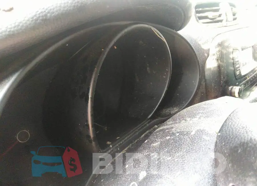 KNDJN2A23F7169768 Photo# 7