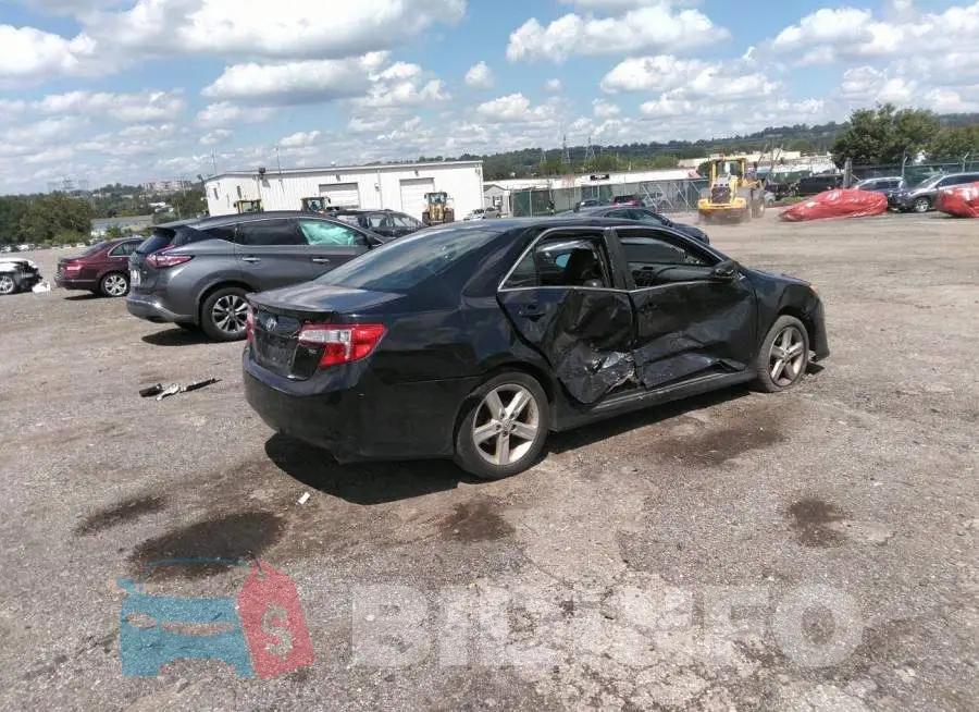 4T1BF1FK0DU673483 Photo# 4