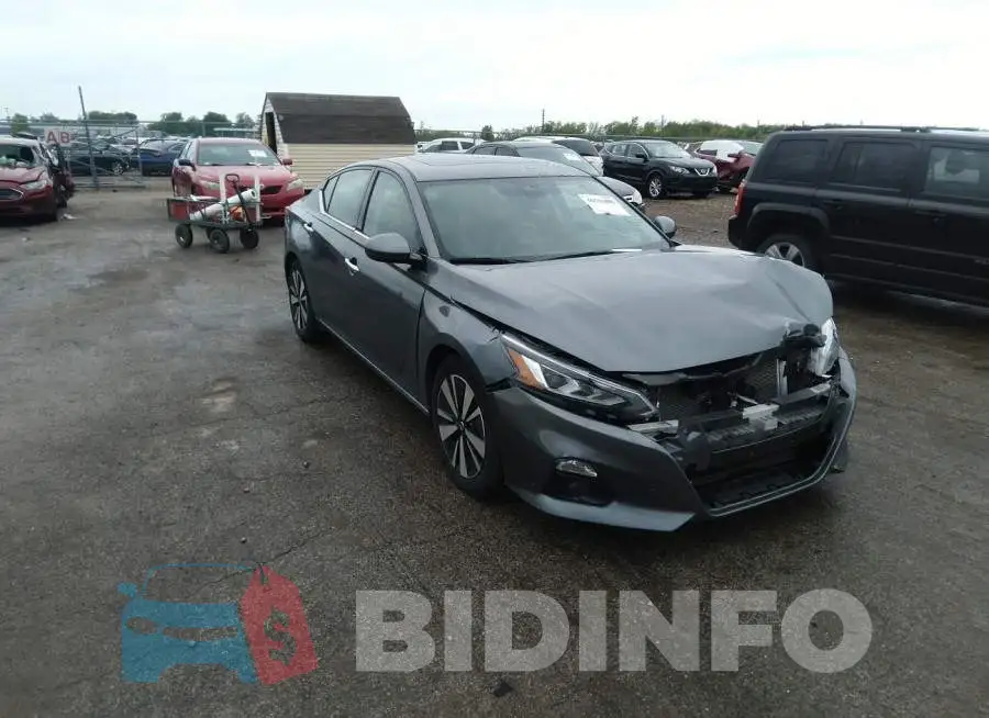 1N4BL4EV7KC189247 Photo# 1