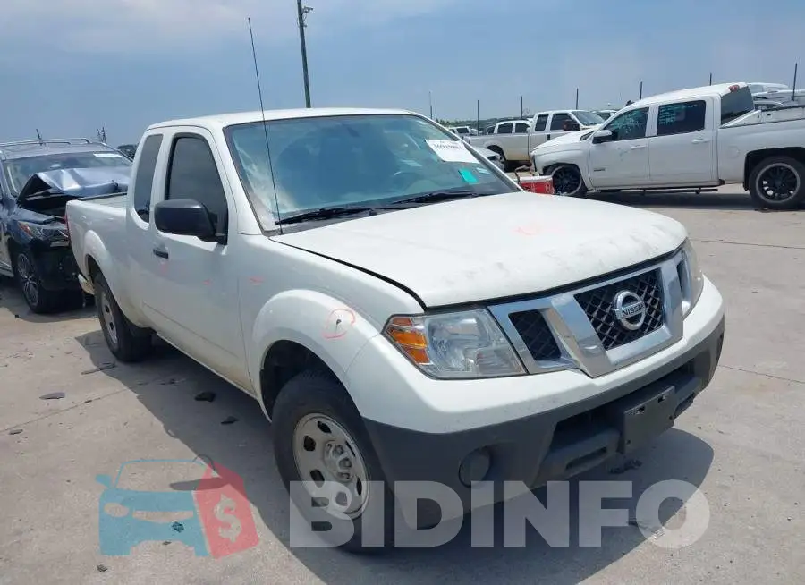 1N6BD0CT9JN742174 Photo# 1
