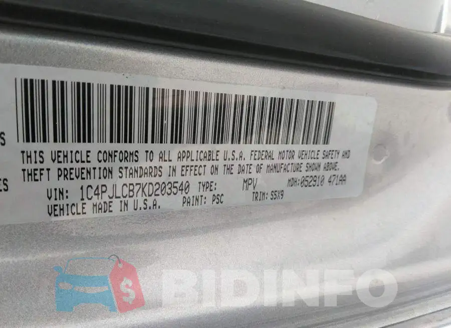1C4PJLCB7KD203540 Photo# 9