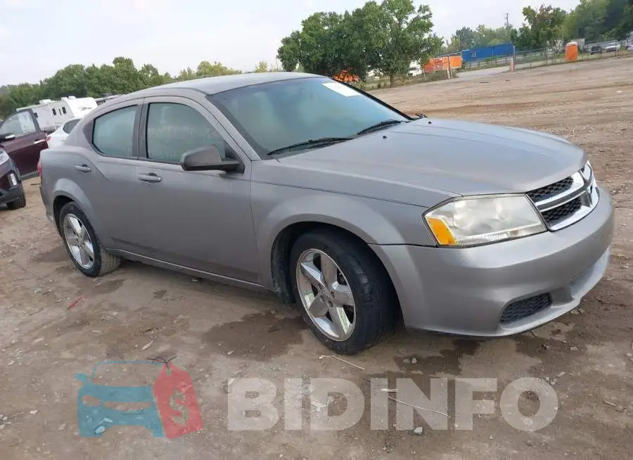 1C3CDZAB1DN710947 Photo# 1