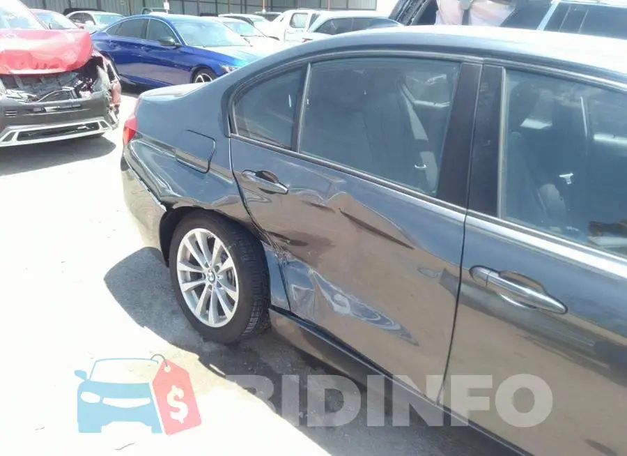 WBA8E5G51GNU21478 Photo# 6