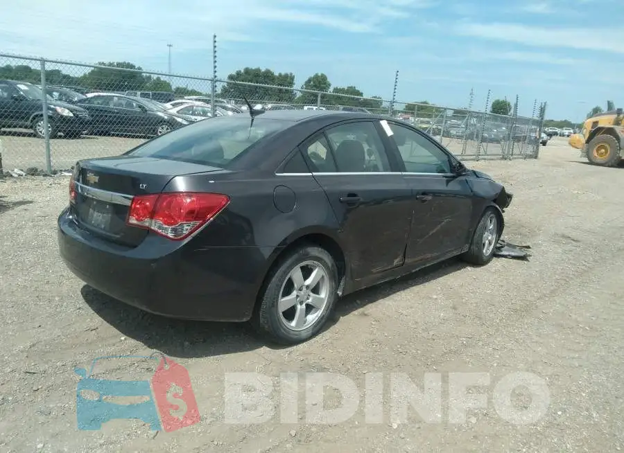 1G1PC5SB4E7483937 Photo# 4
