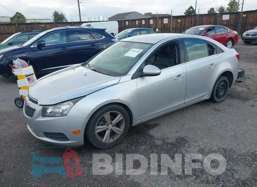 1G1PE5SB3D7251046 Photo# 2