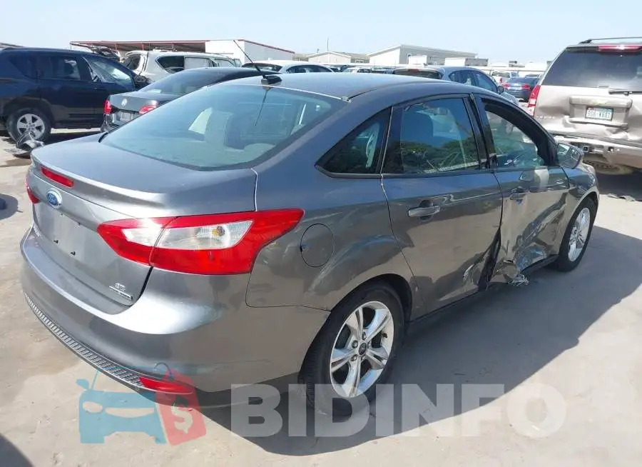 1FADP3F24EL207946 Photo# 4