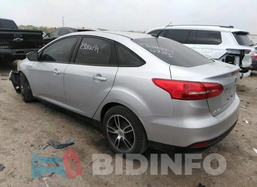 1FADP3F29GL272438 Photo# 3