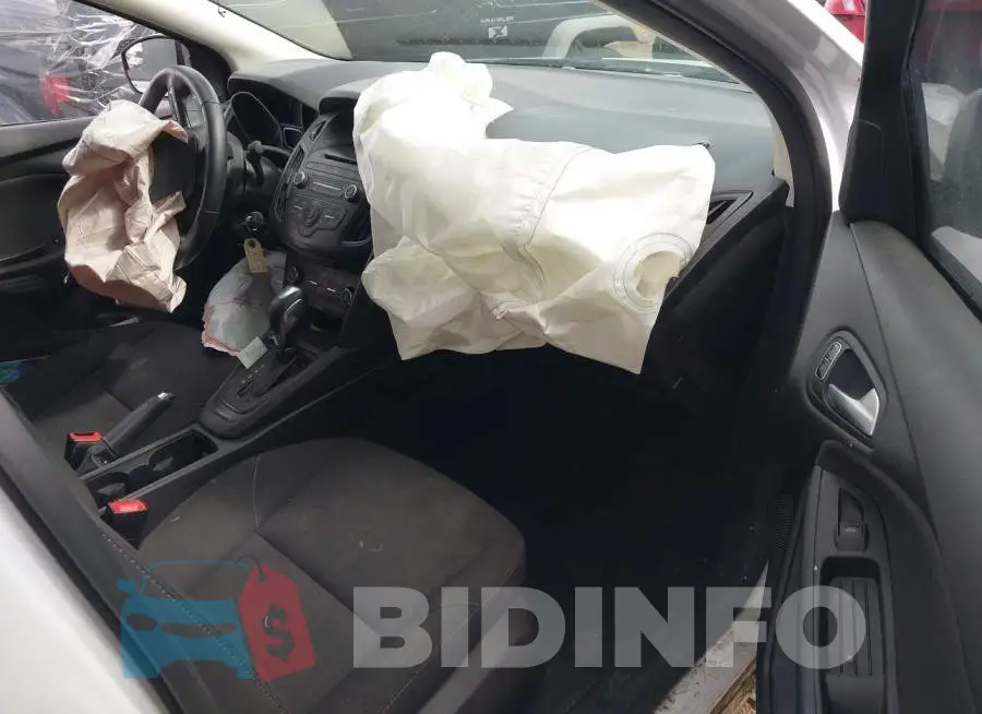 1FADP3F29GL276327 Photo# 5